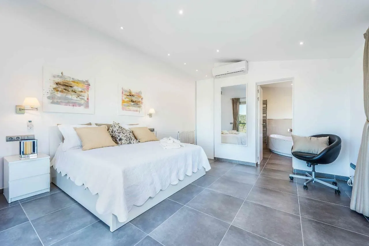 Villa Melis Dos ポレンサ 0*,  スペイン